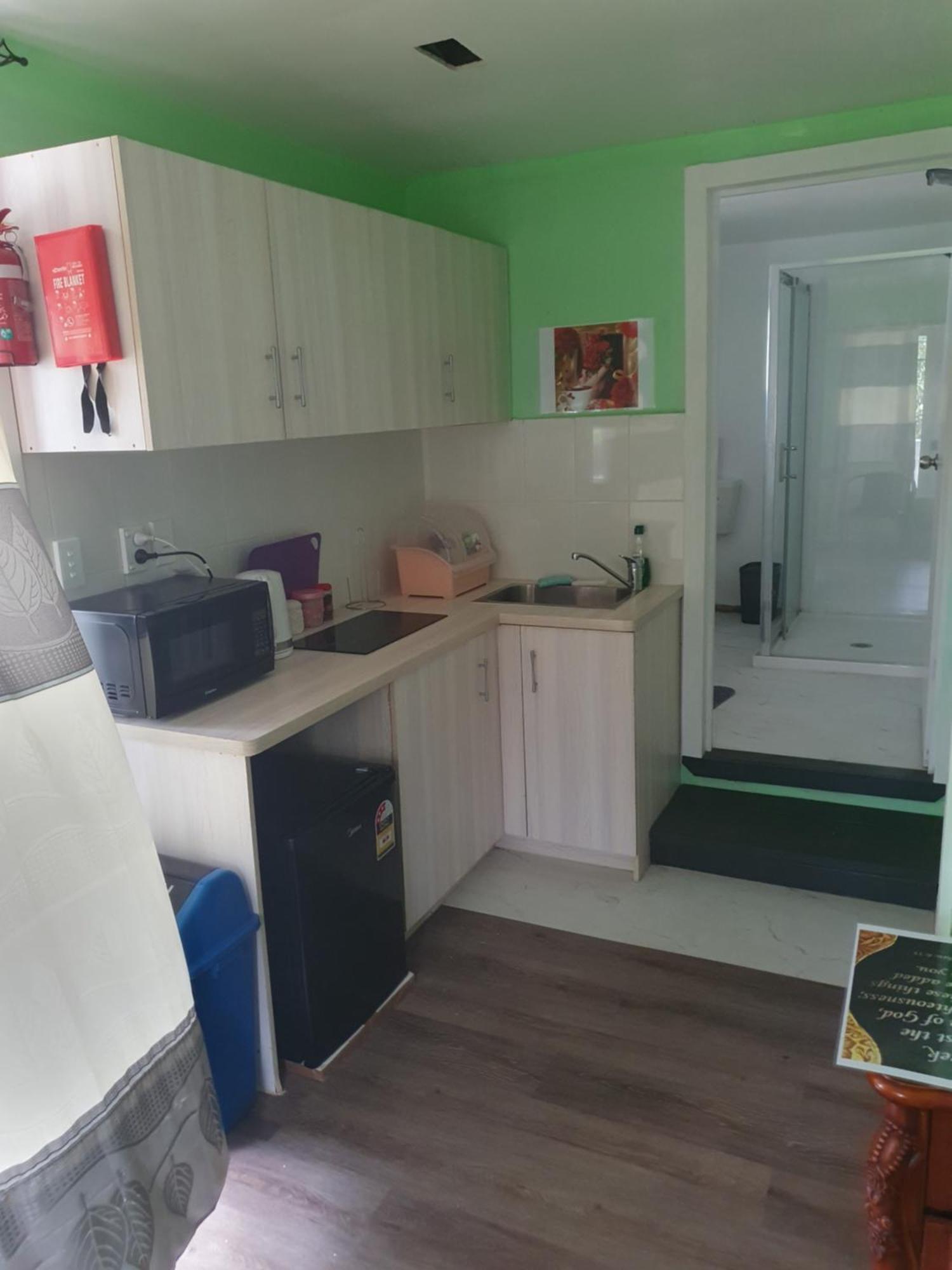 The Lighthouse Studio Appartments Nuku'alofa Ngoại thất bức ảnh